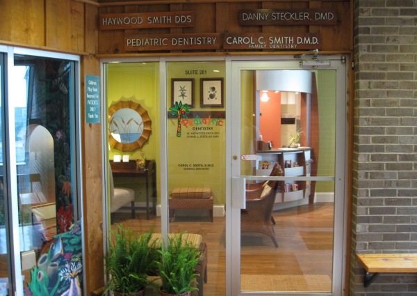 Front door for the office of Dr. Daniel Steckler in Lexington, KY